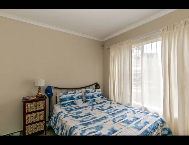 2 BEDROOM CLUSTER TO LET IN WILGEHEUWEL